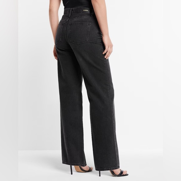 Express | High-waisted Wide-Leg Jeans 🖤👖 - Picture 8 of 8